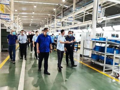 参观工厂,大咖点赞!潍柴新能源商用车实力诠释高端品牌